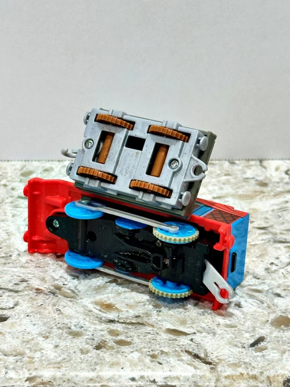 Thomas & Friends Armored Thomas Motorized Train 2013 with Lion Car 2017 WORKS